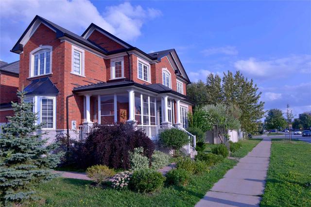 1 Levellands Cres, House semidetached with 4 bedrooms, 4 bathrooms and 6 parking in Richmond Hill ON | Image 12