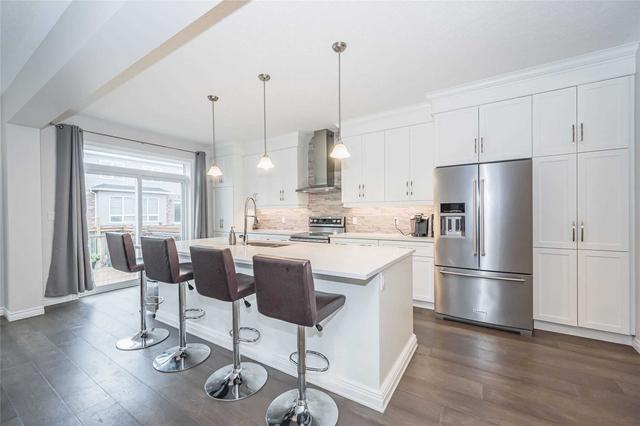 127 Lovett Lane, House detached with 4 bedrooms, 4 bathrooms and 4 parking in Guelph ON | Image 3
