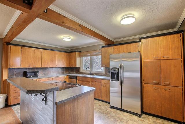 4609 52 Street, House detached with 6 bedrooms, 2 bathrooms and 6 parking in Olds AB | Image 4