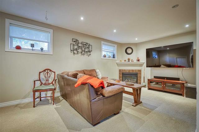 56 Killarney Rd, House detached with 3 bedrooms, 2 bathrooms and 2 parking in London ON | Image 17