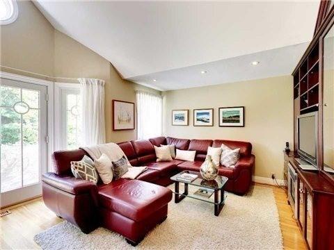 64 Mildenhall Rd, House detached with 4 bedrooms, 3 bathrooms and 4 parking in Toronto ON | Image 20