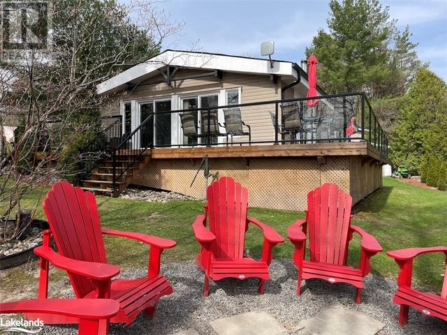1077 Sandwood Road, House detached with 3 bedrooms, 1 bathrooms and 12 parking in Muskoka Lakes ON | Image 2