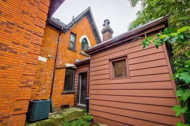 53 Augusta Street, House semidetached with 2 bedrooms, 1 bathrooms and 3 parking in Hamilton ON | Image 9