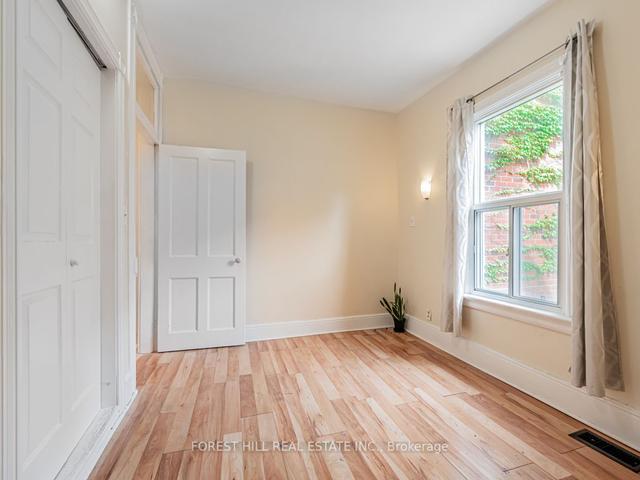 634 Wellington St W, House attached with 4 bedrooms, 2 bathrooms and 0 parking in Toronto ON | Image 4