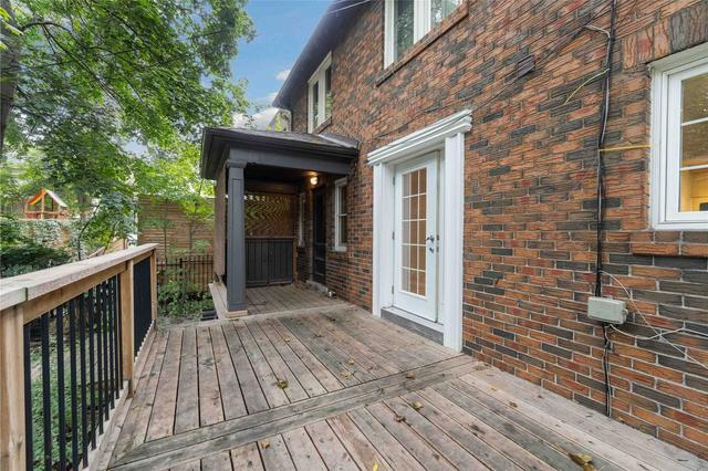12 Old Park Rd, House detached with 4 bedrooms, 3 bathrooms and 4 parking in Toronto ON | Image 13