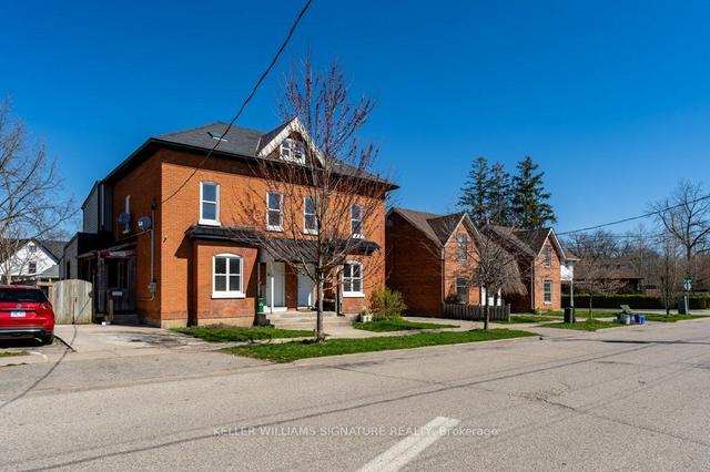 24-26 Cayuga St, House detached with 9 bedrooms, 4 bathrooms and 2 parking in Brantford ON | Image 12