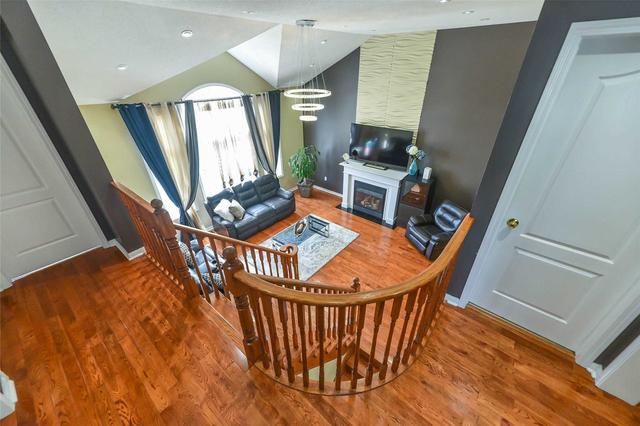 188 Fandango Dr, House detached with 4 bedrooms, 4 bathrooms and 4 parking in Brampton ON | Image 10