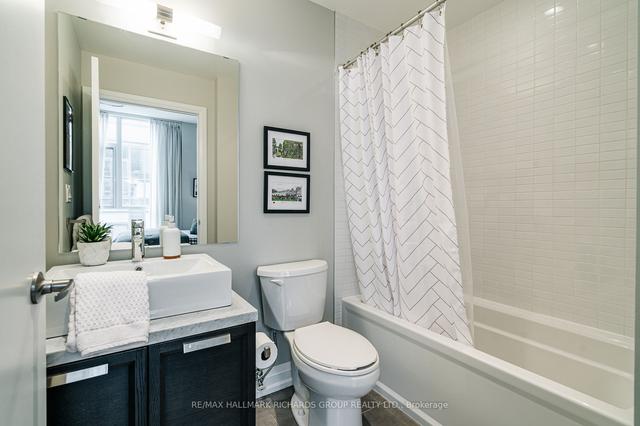 th2 - 2 Bellefair Ave, Townhouse with 3 bedrooms, 4 bathrooms and 2 parking in Toronto ON | Image 5