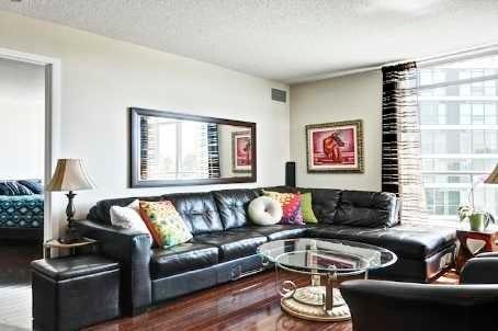 408 - 219 Fort York Blvd, Condo with 2 bedrooms, 2 bathrooms and 1 parking in Toronto ON | Image 2