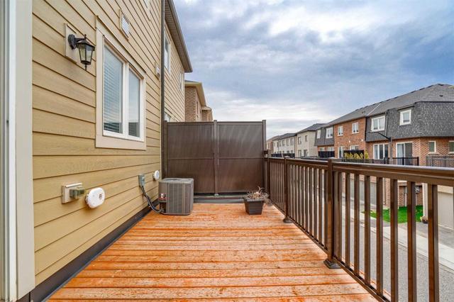 236 Harold Dent Tr, House attached with 3 bedrooms, 3 bathrooms and 3 parking in Oakville ON | Image 5