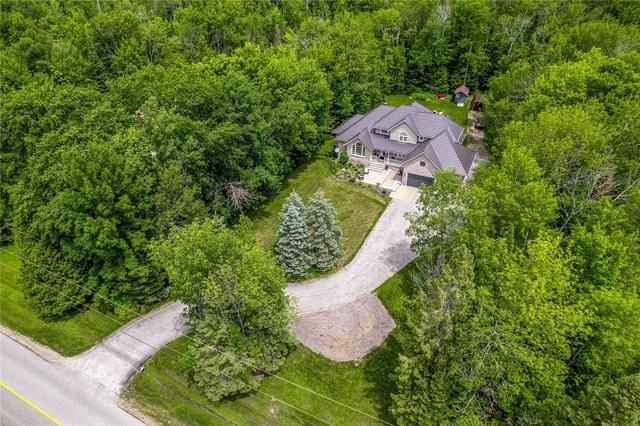 323 Scarlett Line, House detached with 4 bedrooms, 4 bathrooms and 18 parking in Oro Medonte ON | Image 35