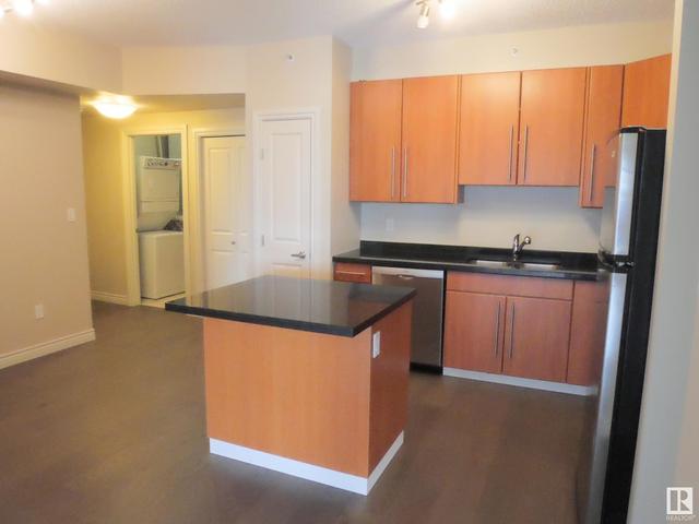 103 - 9819 104 St Nw, Condo with 2 bedrooms, 2 bathrooms and null parking in Edmonton AB | Image 4