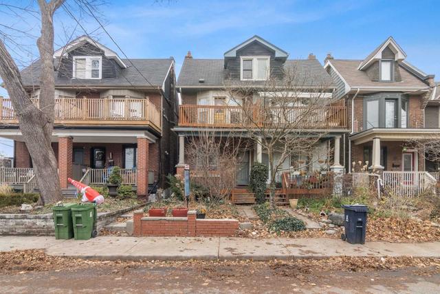 6 Ravina Cres, House semidetached with 4 bedrooms, 1 bathrooms and 0 parking in Toronto ON | Card Image
