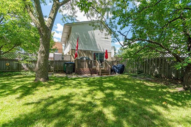 9 Glencairn Sq, House detached with 3 bedrooms, 2 bathrooms and 5 parking in Brampton ON | Image 21