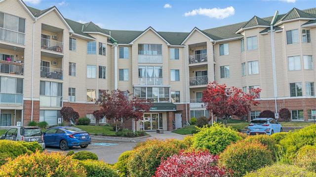 115 - 769 Klo Road, Condo with 2 bedrooms, 2 bathrooms and 1 parking in Kelowna BC | Card Image