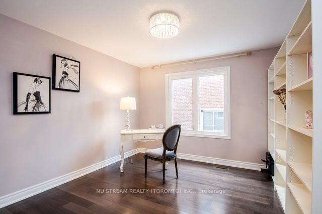 427 Empress Ave, House detached with 5 bedrooms, 4 bathrooms and 4 parking in Toronto ON | Image 8