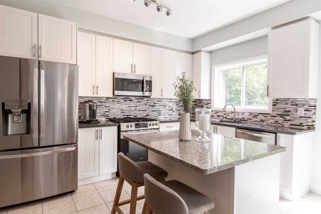 88 Versailles Cres, House detached with 4 bedrooms, 5 bathrooms and 6 parking in Barrie ON | Image 7