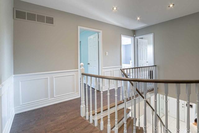 60 Eastwood Cres, House detached with 4 bedrooms, 4 bathrooms and 6 parking in Markham ON | Image 19