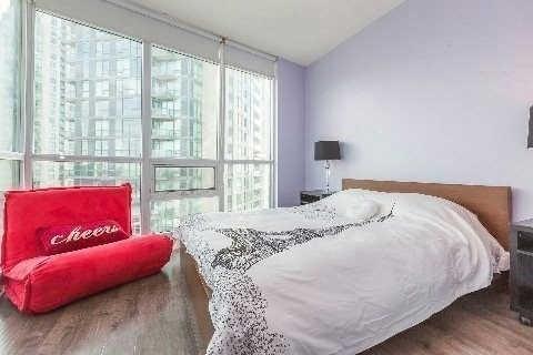 2111 - 231 Fort York Blvd, Condo with 2 bedrooms, 2 bathrooms and 1 parking in Toronto ON | Image 7