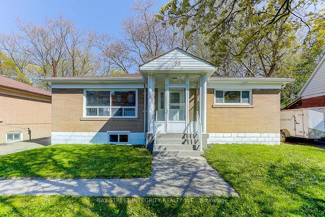 20 Rural Ave, House detached with 3 bedrooms, 4 bathrooms and 4 parking in Toronto ON | Image 12
