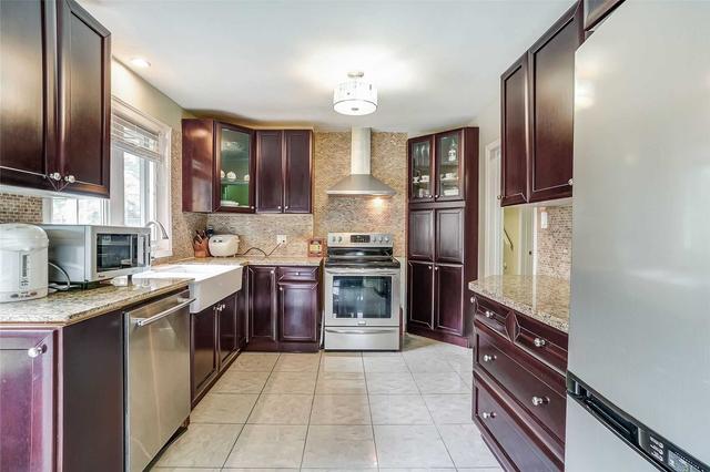 210 Harrygan Cres, House detached with 3 bedrooms, 2 bathrooms and 3 parking in Richmond Hill ON | Image 24