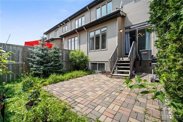 213 Butterfly Walk, Townhouse with 3 bedrooms, 3 bathrooms and 3 parking in Ottawa ON | Image 26