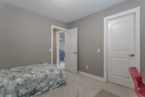 27 Sunrise Crescent Se, House detached with 3 bedrooms, 3 bathrooms and 4 parking in Calgary AB | Image 25
