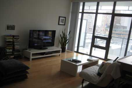 907 - 33 Charles St E, Condo with 1 bedrooms, 1 bathrooms and null parking in Toronto ON | Image 2