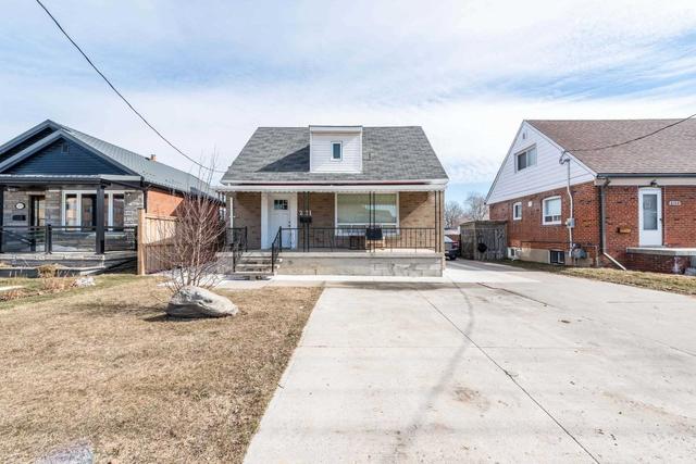 2151 Kipling Ave, House detached with 3 bedrooms, 3 bathrooms and 10 parking in Toronto ON | Image 1