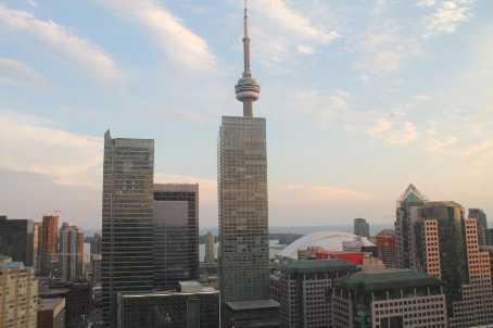 lph3302 - 126 Simcoe St, Condo with 1 bedrooms, 1 bathrooms and null parking in Toronto ON | Image 1