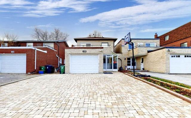 159 Chipwood Cres, House attached with 4 bedrooms, 3 bathrooms and 3 parking in Toronto ON | Image 1