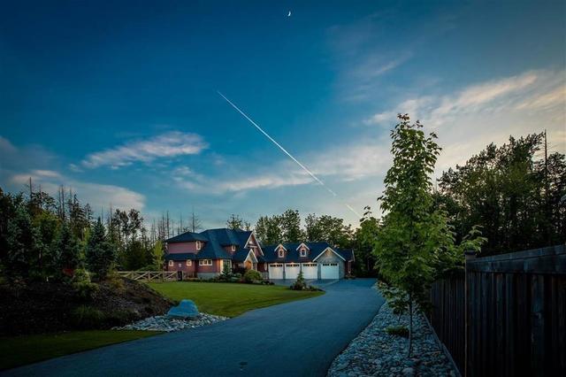 8625 217a Street, House detached with 7 bedrooms, 7 bathrooms and 10 parking in Langley BC | Card Image