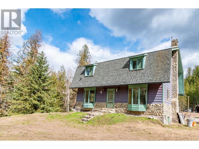 4990 Schubert Road, House detached with 2 bedrooms, 2 bathrooms and 2 parking in Spallumcheen BC | Image 48