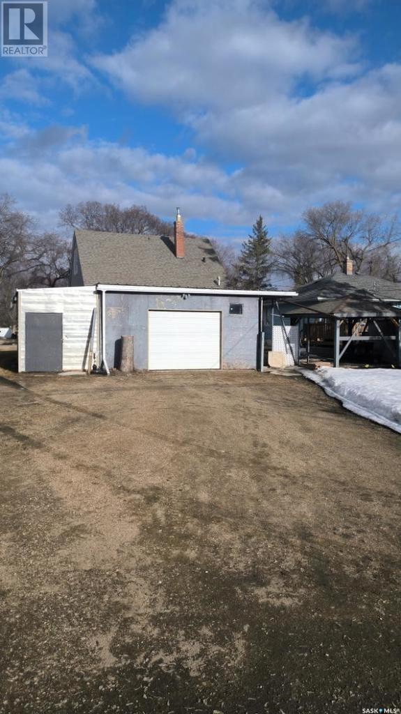 166 Peaker Avenue, House detached with 3 bedrooms, 2 bathrooms and null parking in Yorkton SK | Image 5