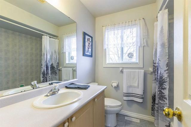 6268 Avonhurst Dr, House detached with 3 bedrooms, 3 bathrooms and 5 parking in Mississauga ON | Image 8