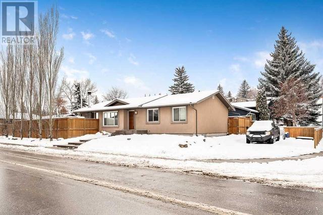 1445 Lake Ontario Drive Se, House detached with 3 bedrooms, 2 bathrooms and 2 parking in Calgary AB | Image 26