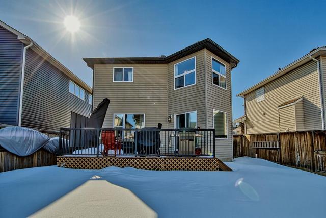 258 Everridge Drive Sw, House detached with 3 bedrooms, 2 bathrooms and 2 parking in Calgary AB | Image 39