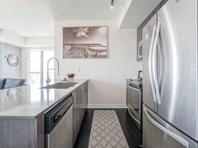 4707 - 4011 Brickstone Mews, Condo with 2 bedrooms, 2 bathrooms and 1 parking in Mississauga ON | Image 3