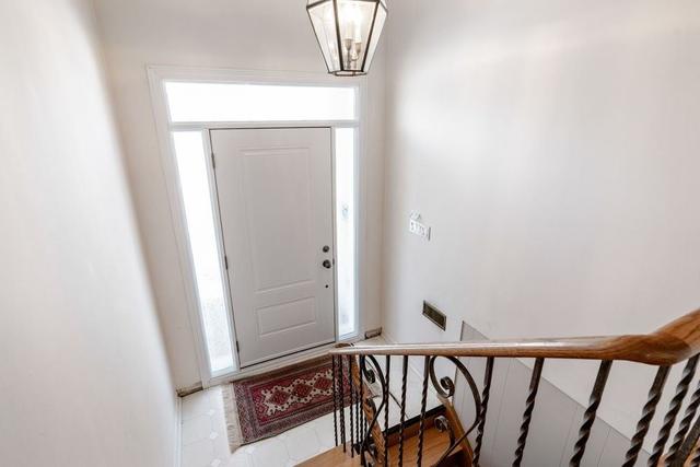 89 Waterford Dr, House detached with 4 bedrooms, 2 bathrooms and 4 parking in Toronto ON | Image 22