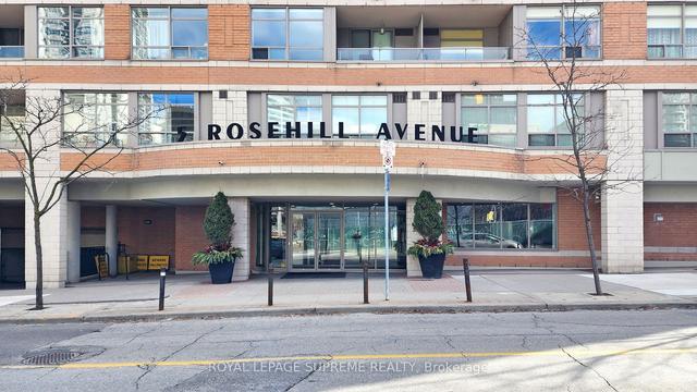 812 - 5 Rosehill Ave, Condo with 2 bedrooms, 2 bathrooms and 1 parking in Toronto ON | Image 12