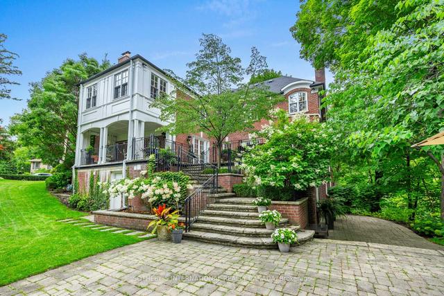 21 Mason Blvd, House detached with 5 bedrooms, 8 bathrooms and 6 parking in Toronto ON | Image 32