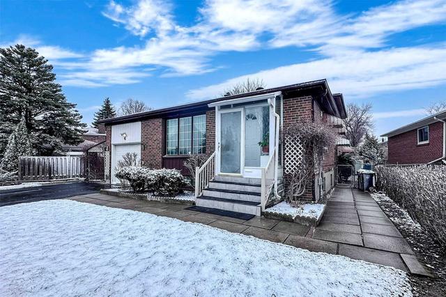 4 Knockbolt Cres, House detached with 4 bedrooms, 4 bathrooms and 5 parking in Toronto ON | Image 23