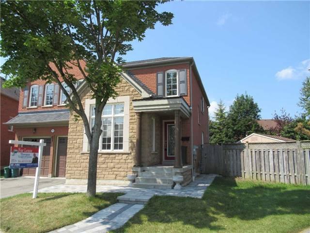 73 Bradbury Cres, House detached with 4 bedrooms, 3 bathrooms and 4 parking in Ajax ON | Image 2