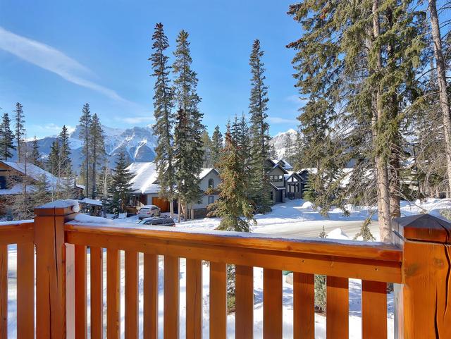 4 - 124 Silvertip Ridge, Home with 4 bedrooms, 3 bathrooms and 4 parking in Canmore AB | Image 10