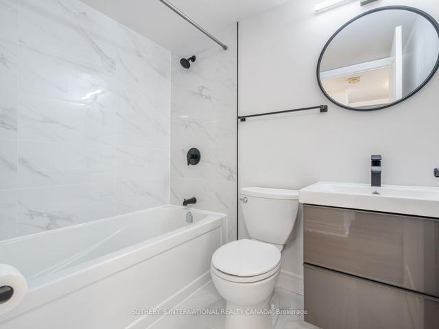 802 - 12 Sudbury St, Condo with 3 bedrooms, 1 bathrooms and 1 parking in Toronto ON | Image 5