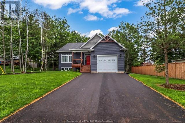 25 Delia Ave, House detached with 3 bedrooms, 2 bathrooms and null parking in Dieppe NB | Image 1