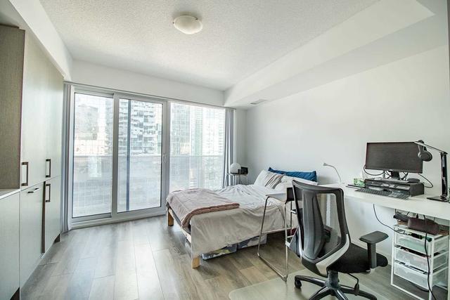 1508 - 100 Harbour St, Condo with 0 bedrooms, 1 bathrooms and 0 parking in Toronto ON | Image 7