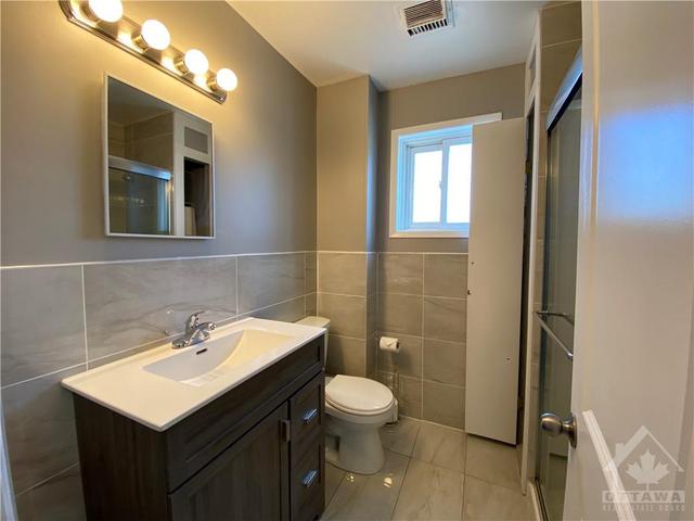 332 Shakespeare Street, Condo with 2 bedrooms, 1 bathrooms and 1 parking in Ottawa ON | Image 5
