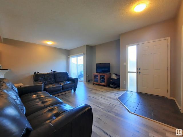 6 - 2508 Hanna Cr Nw, House attached with 2 bedrooms, 1 bathrooms and 2 parking in Edmonton AB | Image 18