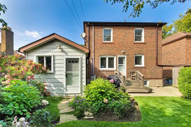 81 Shangarry Dr, House detached with 3 bedrooms, 2 bathrooms and 4 parking in Toronto ON | Image 9